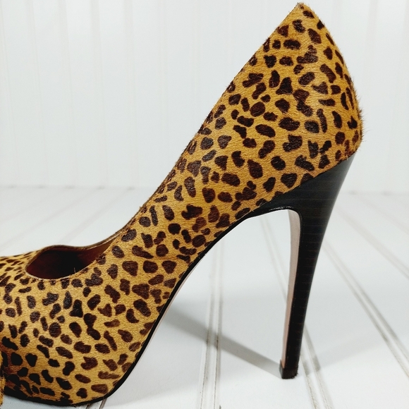 BCBGeneration  Parade2 Leopard Print  Leather Platform Heels C106 - Picture 8 of 13